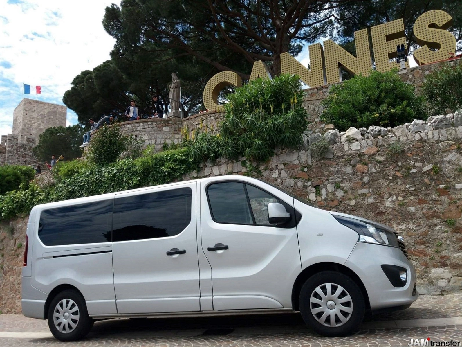 Cannes taxi
