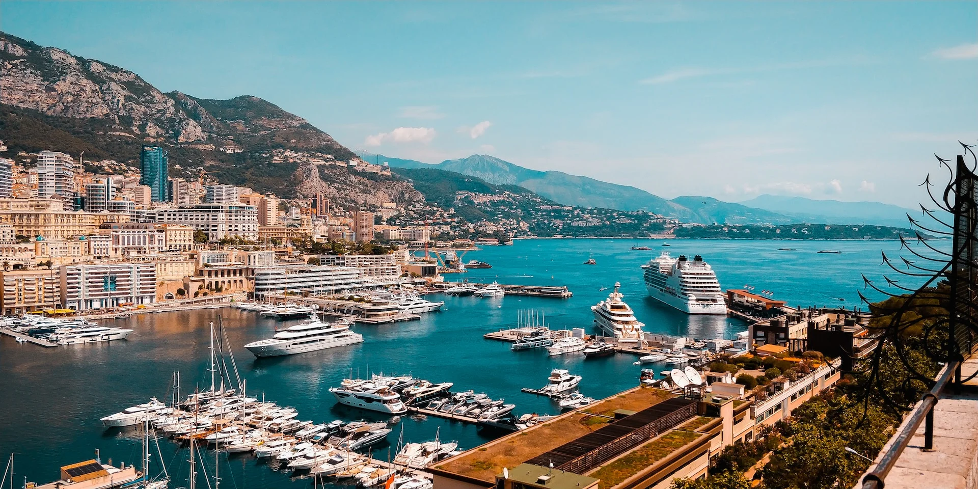 Monaco bay